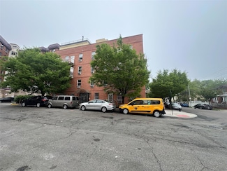 7177 159th St Unit 205, Fresh Meadows, NY 11365
