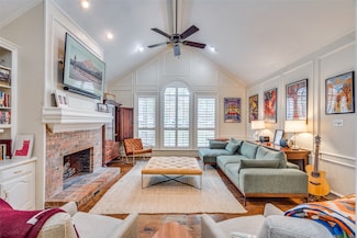 813 Singing Hills Dr, Garland, TX 75044