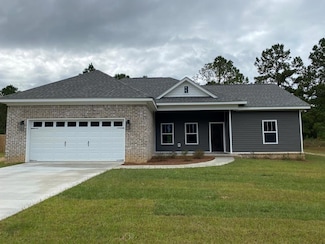 2552 Jordon Ave, Cowarts, AL 36321