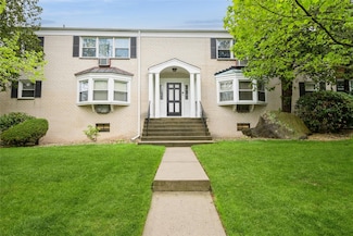 8 Essex Ln Unit 2710, Suffern, NY 10901