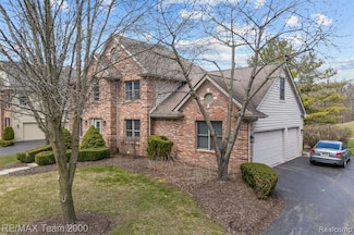 5681 Woodfield Pkwy Unit 52, Grand Blanc, MI 48439