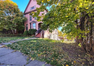 1520 E 3rd St, Duluth, MN 55812