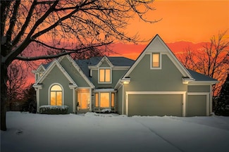 4617 NW Birkdale Ct, Lees Summit, MO 64064