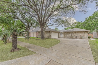 4922 Bridgemont Ln, Spring, TX 77388