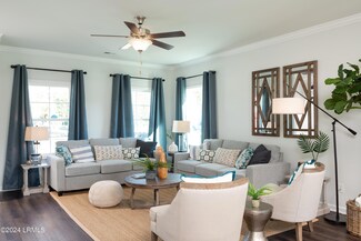 14 Chestnut St, Beaufort, SC 29906