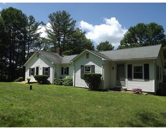 51 Warren Rd, Brimfield, MA 01010