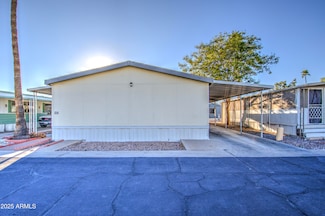 8401 N 67th Ave Unit 105, Glendale, AZ 85302