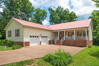 1501 Rebecca Dr, Chapel Hill, TN 37034