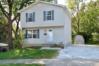 534 Gibbs Rd, Akron, OH 44312