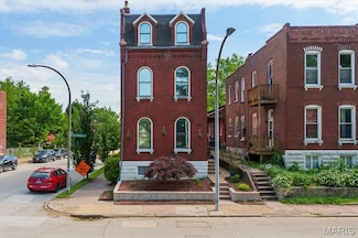 2000 Withnell Ave, Saint Louis, MO 63118