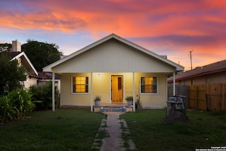 413 N 12th St, McAllen, TX 78501