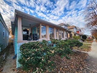 1432 Home Ave, Berwyn, IL 60402