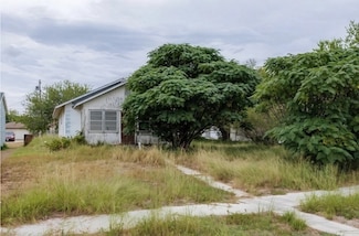 2595 Arkansas St, Ingleside, TX 78362