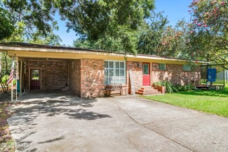 295 Duffy Ave, Sunset, LA 70584