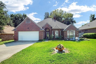 2113 N Aspenwood Dr, Grapevine, TX 76051