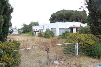 555 E Stroube St, Oxnard, CA 93036