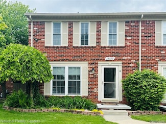 24588 Bashian Dr, Novi, MI 48375