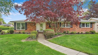 55 Deville Cir, Buffalo, NY 14221