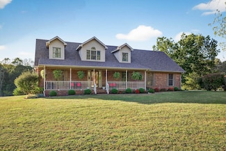 11132 Fields Rd S, Utica, KY 42376