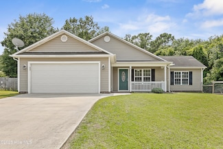 302 Brookstone Way, Jacksonville, NC 28546