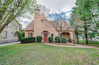 113A Lauderdale Rd, Nashville, TN 37205