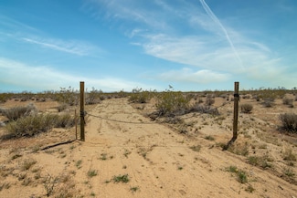 127 Mercury Dr, Joshua Tree, CA 92252