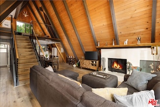 27197 Bernina Dr, Lake Arrowhead, CA 92352