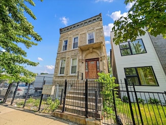 2915 W Jackson Blvd Unit 3, Chicago, IL 60612