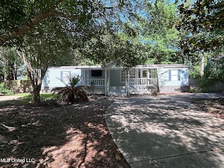2328 E Simmons Bayou Dr, Ocean Springs, MS 39564