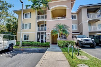 6530 Emerald Dunes Dr Unit 201, West Palm Beach, FL 33411