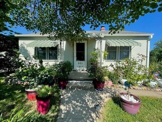 501 S 38th St, Saint Joseph, MO 64506