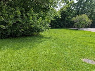 933 W Cascade Ave, Bloomington, IN 47404