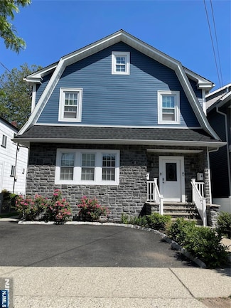 13 Central Ave, Montclair, NJ 07042