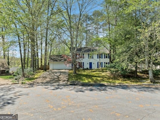 985 Lake Haven Ct, Roswell, GA 30076