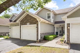 1171 Regency Dr, Schaumburg, IL 60193