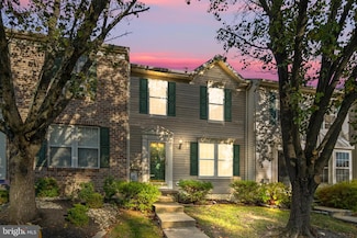 19 Coachlight Dr, Sicklerville, NJ 08081