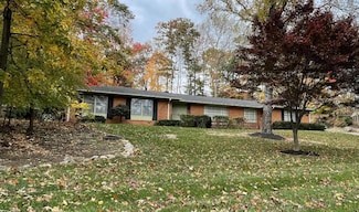 6515 Tallwood Dr, Roanoke, VA 24018