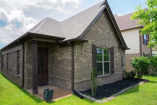 6925 Raleigh Lagrange Rd, Cordova, TN 38018