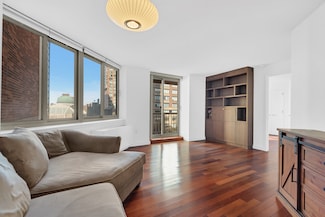 206 E 95th St Unit 6C, New York, NY 10128