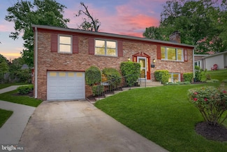 7923 Karl Rd, Alexandria, VA 22308