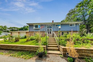 4 Bittersweet Ct, Portage, IN 46368
