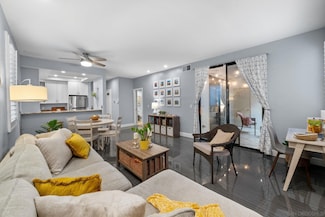 2202 River Run Dr Unit 6, San Diego, CA 92108