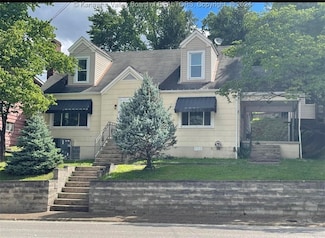 8 Madison Ave, Madison, WV 25130