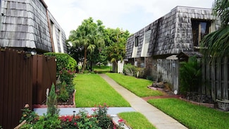 1555 Fores Forest Lake Unit A, West Palm Beach, FL 33406