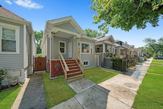 6811 S Claremont Ave, Chicago, IL 60636