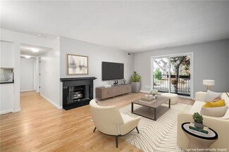 421 42nd St Unit 5, Des Moines, IA 50312