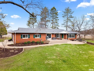 5739 W Martindale Ln, Peoria, IL 61615