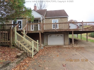 5225 Beechcrest Dr, Charleston, WV 25313