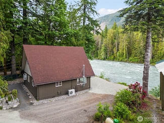 25921 Clear Creek Rd, Darrington, WA 98241