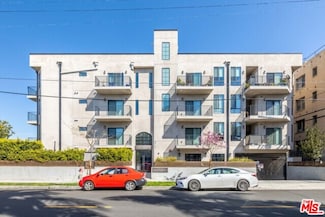 3715 San Marino St Unit 304, Los Angeles, CA 90019